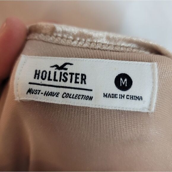HOLLISTER Velvet Crop Top  - Picture 6 of 7